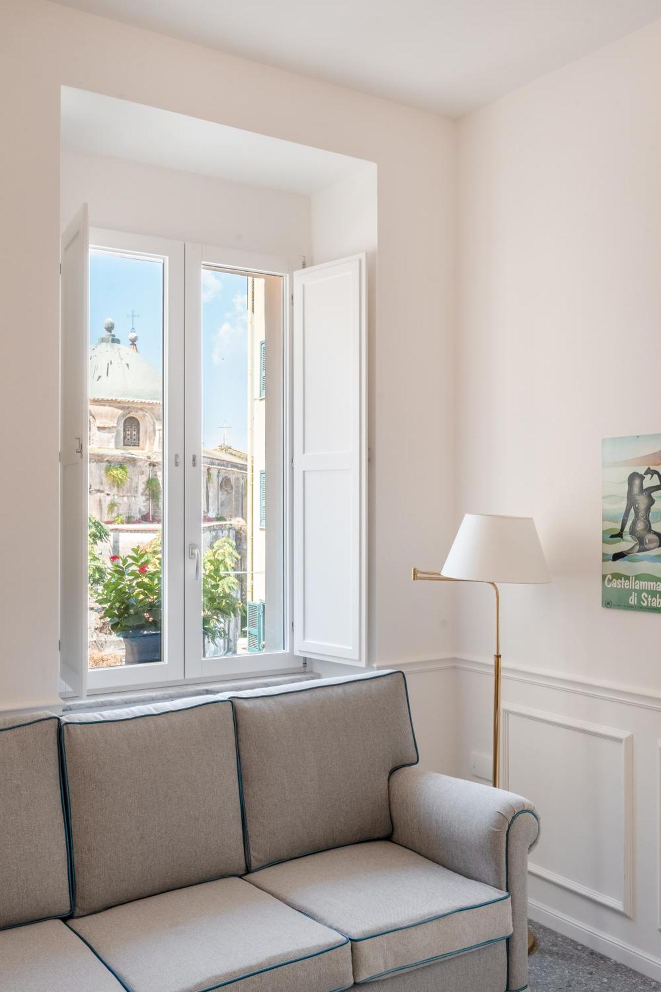 Appartamento Palazzo Desiderio Castellammare di Stabia Esterno foto